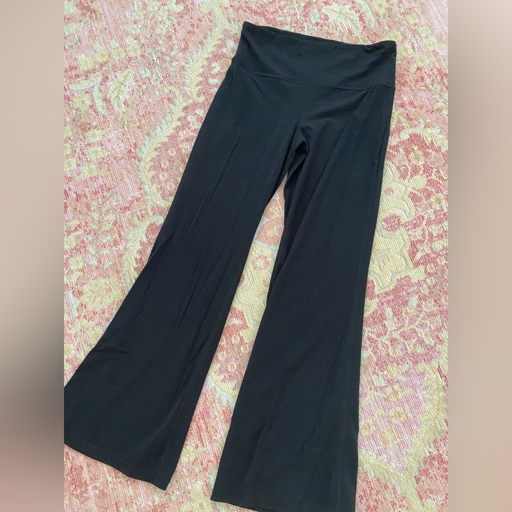 Black Athleta pants